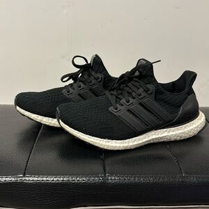 Adidas Ultraboost size 7 women’s